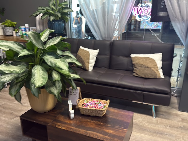 Wow head spa, beauty salon in Fairbanks, AK, photo 1 of 10